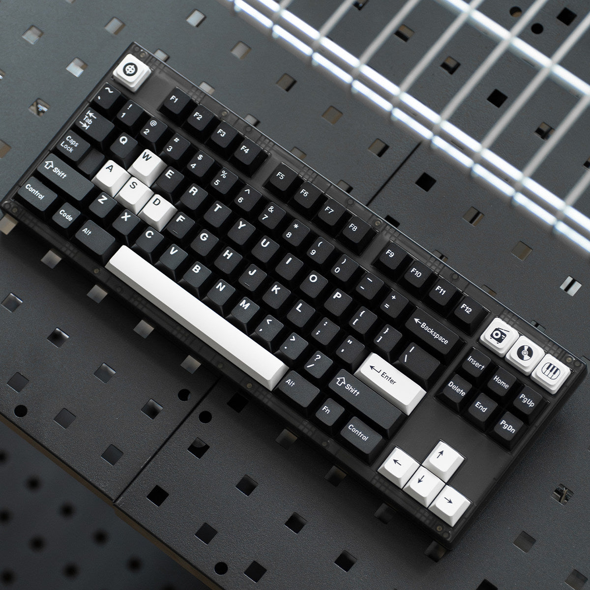 Wob（Black）& Bow（White）Keycaps Double-shot Molding