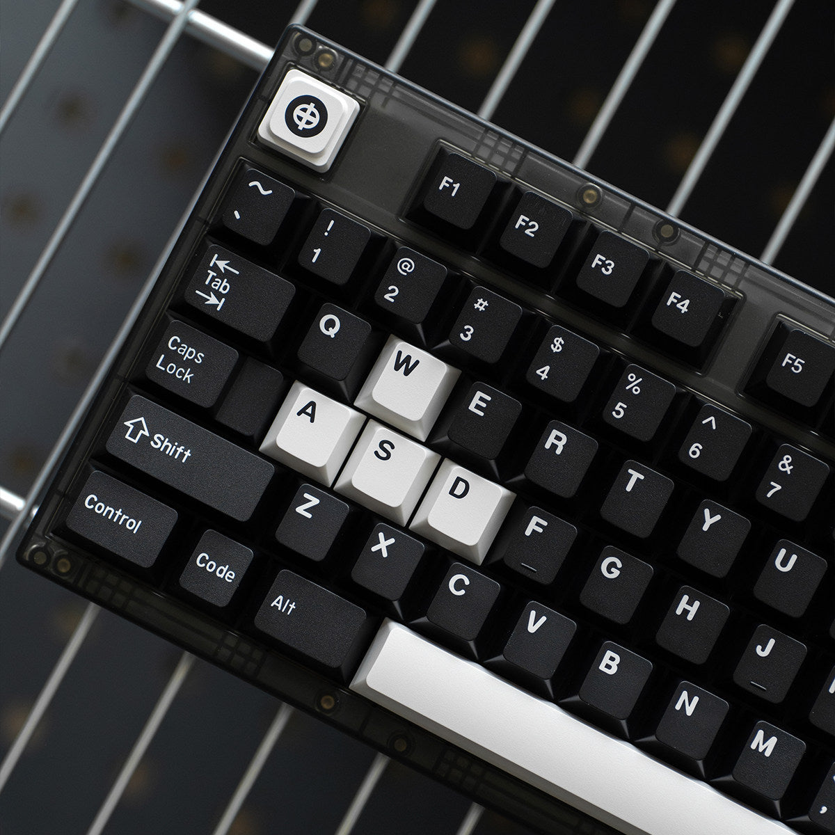 Wob（Black）& Bow（White）Keycaps Double-shot Molding