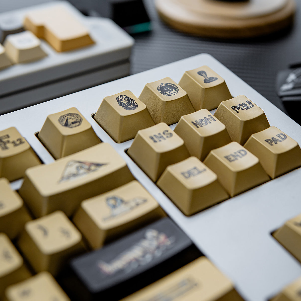 Egyptian Pharaoh Keycaps Metal spraying paint