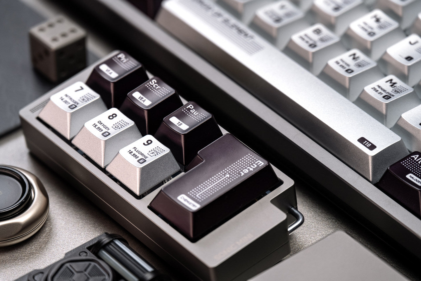 Metallic paint texture catalyst mechanical keyboard keycaps