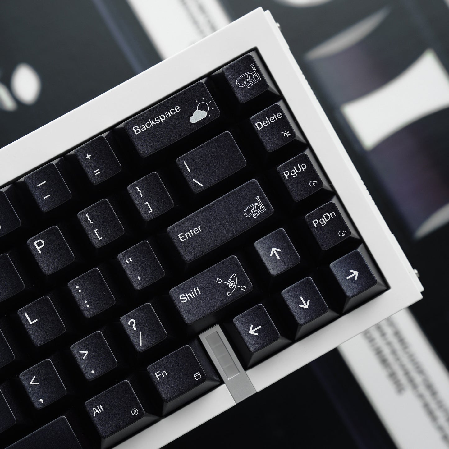 Black/White Holiday Glitter Paint Mechanical Keyboard Keycaps